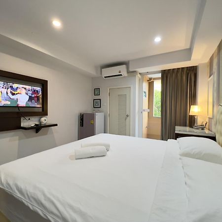 Baanhim Hotel Rayong Exterior photo
